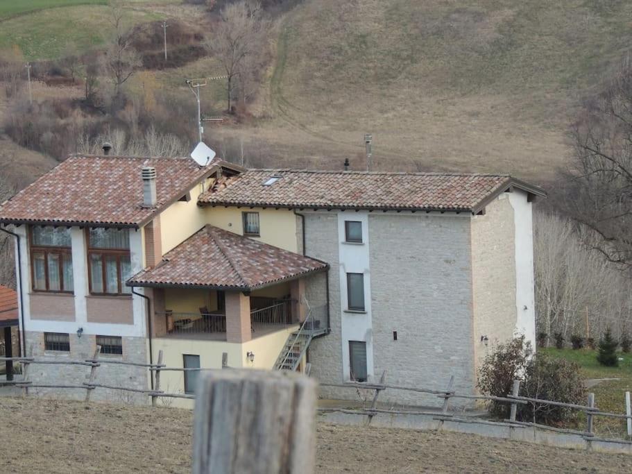 Casa Campagna Con Cavalli Pellegrino Parmense Dış mekan fotoğraf